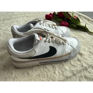 Nike Court Legacy Lift - Size 9.5